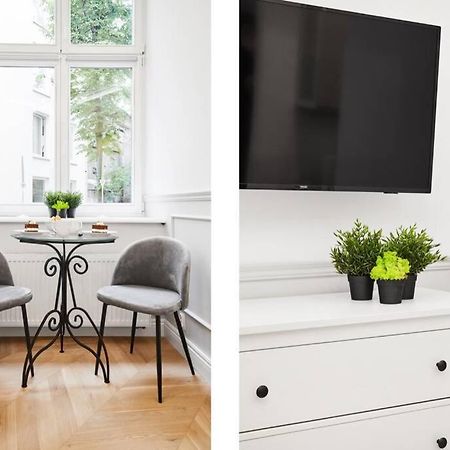 Househost Apartment I: Studencka Street Krakkó Kültér fotó