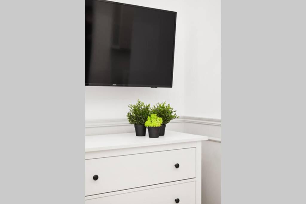 Househost Apartment I: Studencka Street Krakkó Kültér fotó